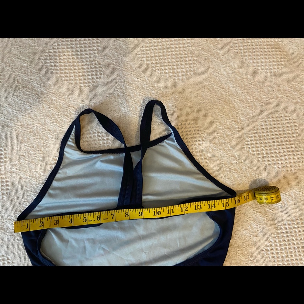 Bathing suit - Picture 8 of 9